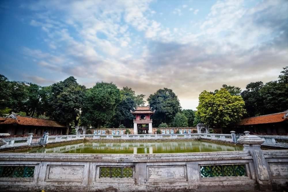Best Price Ho Guom Apartments For Long Stay Hanoi Luaran gambar