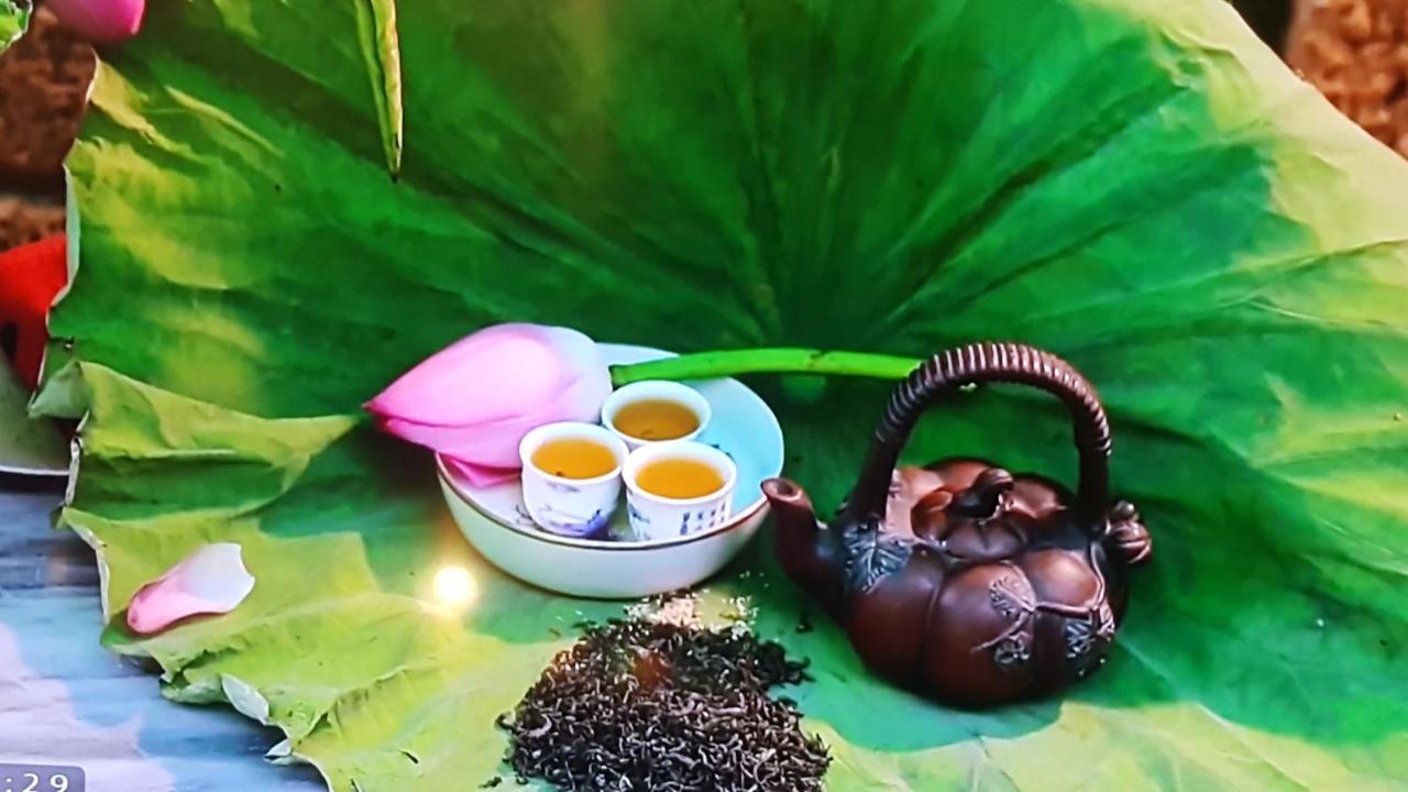 Best Price Ho Guom Apartments For Long Stay Hanoi Luaran gambar